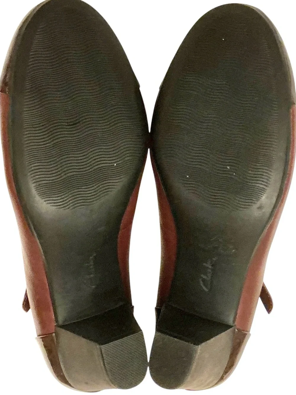 Clarks Burgundy Leather Mary Jane Pump Patent Accents Women’s Size 10 W